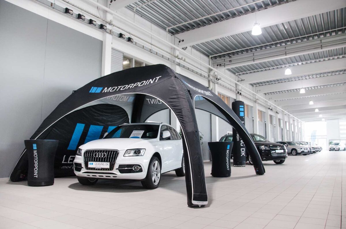 Car dealerships promotional sealed inflatables AXION